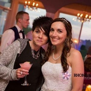 Meet your Posher, Pam